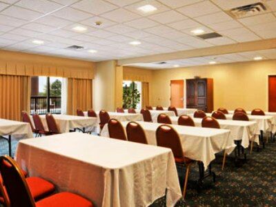 Days Inn By Wyndham Metter Facilities photo